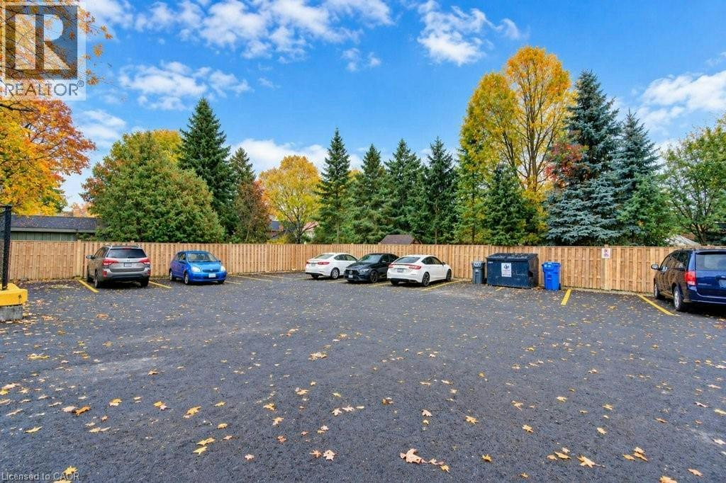 199 Ahrens Street W, Kitchener, ON, N2H 4E1 - 28