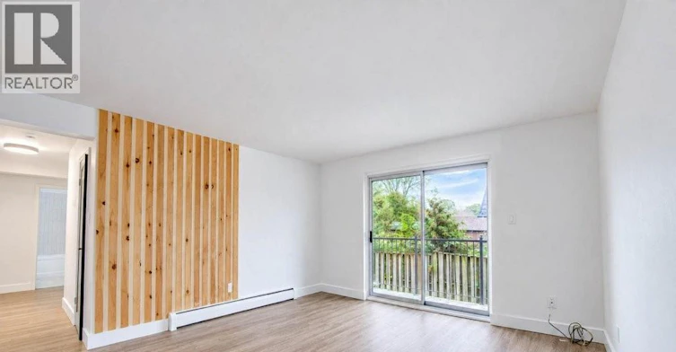 199 Ahrens Street W, Kitchener, ON, N2H 4E1 - 14