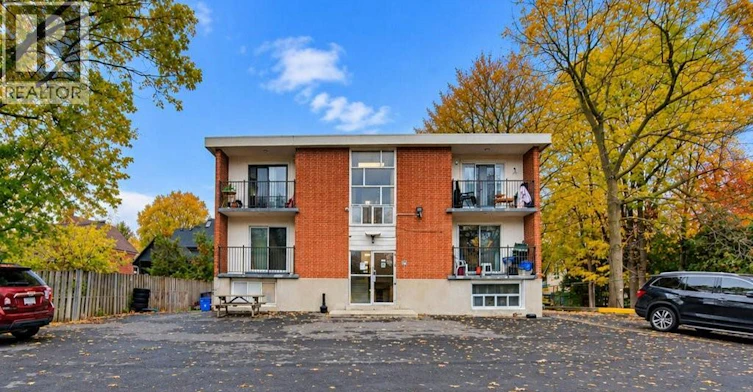 199 Ahrens Street W, Kitchener, ON, N2H 4E1 - 31