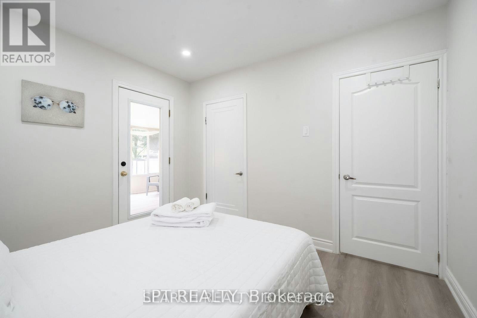 1079 Deta Road, Mississauga, ON, L5E 2R6 - 23