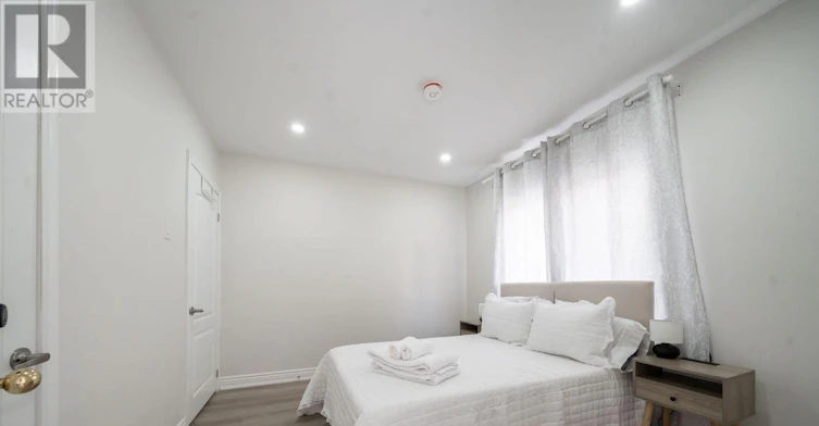 1079 Deta Road, Mississauga, ON, L5E 2R6 - 22