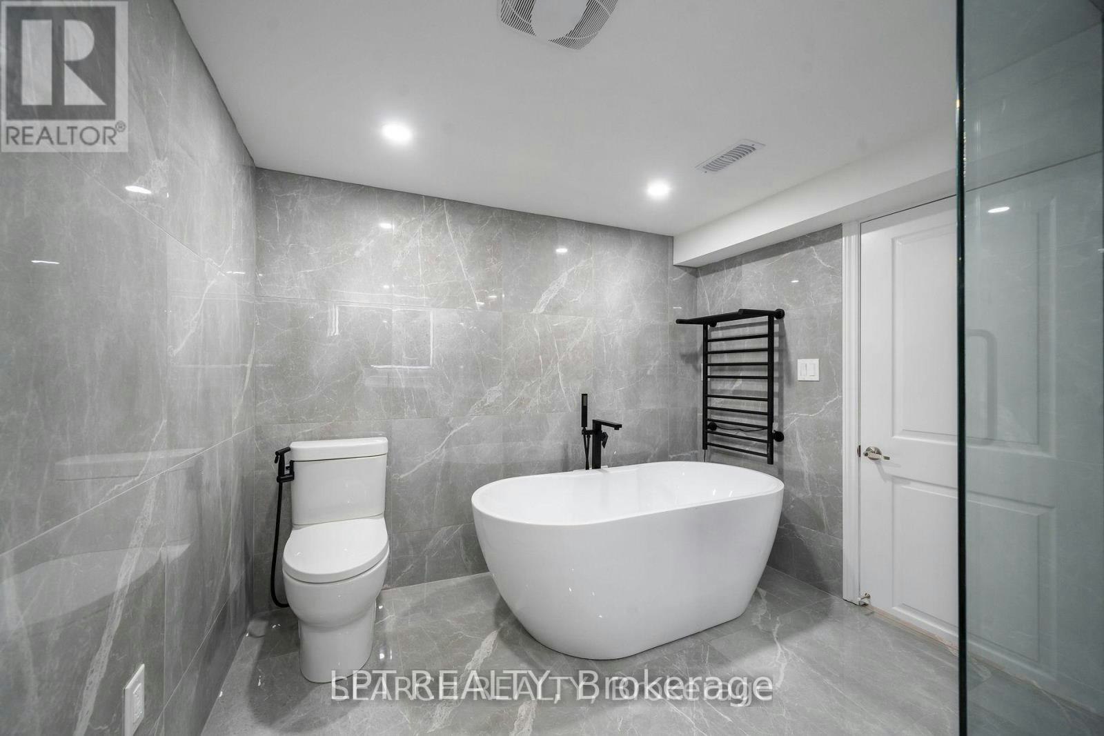1079 Deta Road, Mississauga, ON, L5E 2R6 - 27
