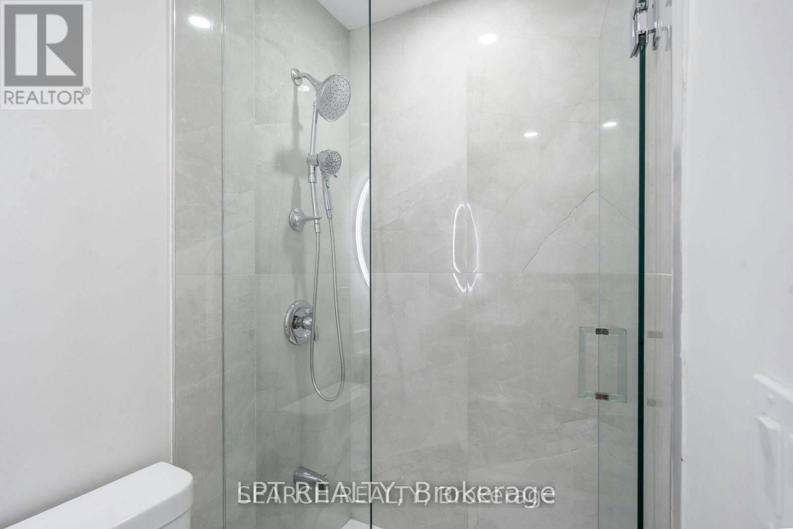 1079 Deta Road, Mississauga, ON, L5E 2R6 - 11