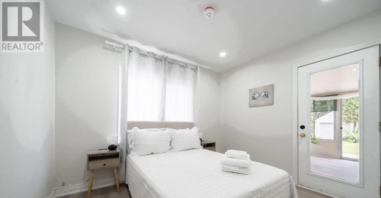 1079 Deta Road, Mississauga, ON, L5E 2R6 - 20