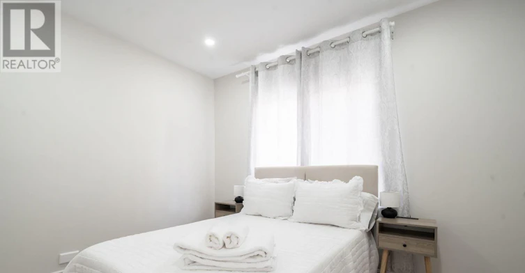 1079 Deta Road, Mississauga, ON, L5E 2R6 - 19