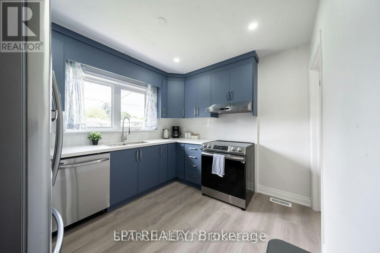 1079 Deta Road, Mississauga, ON, L5E 2R6 - 6