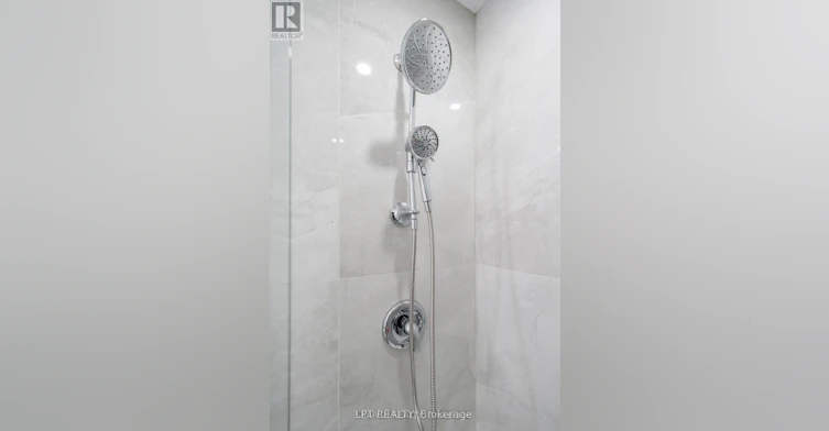 1079 Deta Road, Mississauga, ON, L5E 2R6 - 35