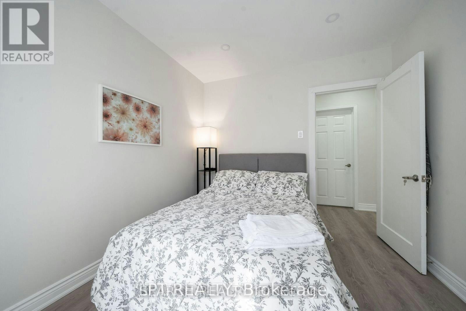 1079 Deta Road, Mississauga, ON, L5E 2R6 - 31