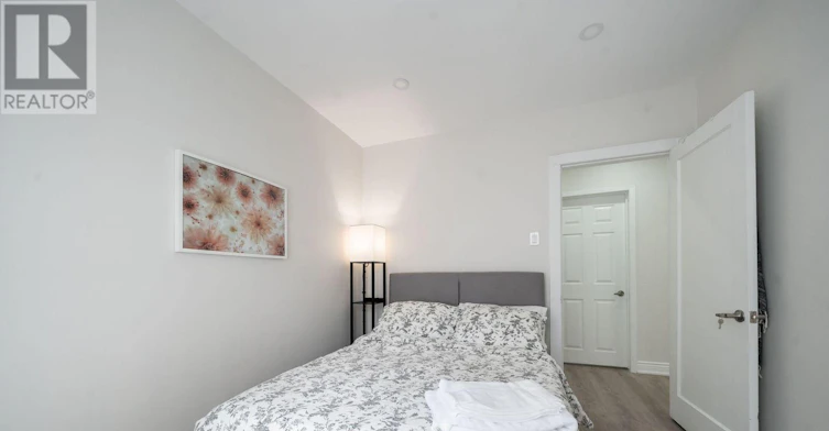 1079 Deta Road, Mississauga, ON, L5E 2R6 - 31