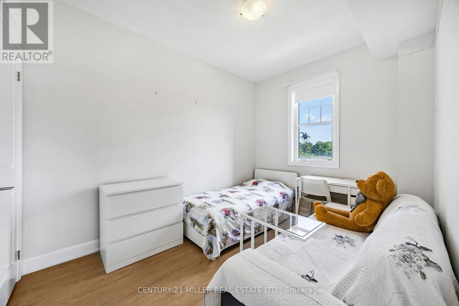 201-275 Roxton Road, Oakville, ON, L6H 7K3 - 17