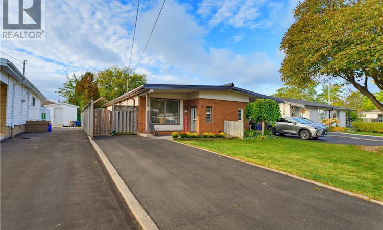 34 Fielding Crescent