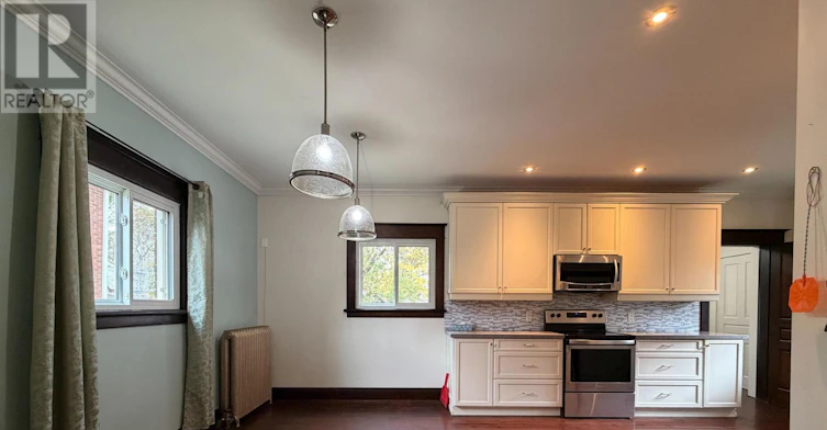 44 Cambridge Street N, Kawartha Lakes, ON, K9V 4C7 - 9