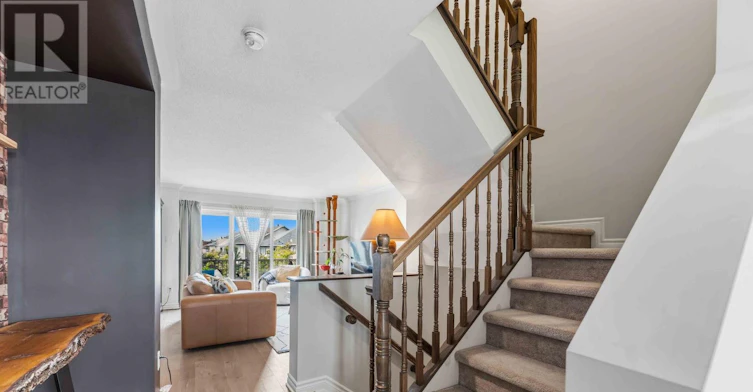 354 Brettonwood Ridge, Ottawa, ON, K2T 0H8 - 6