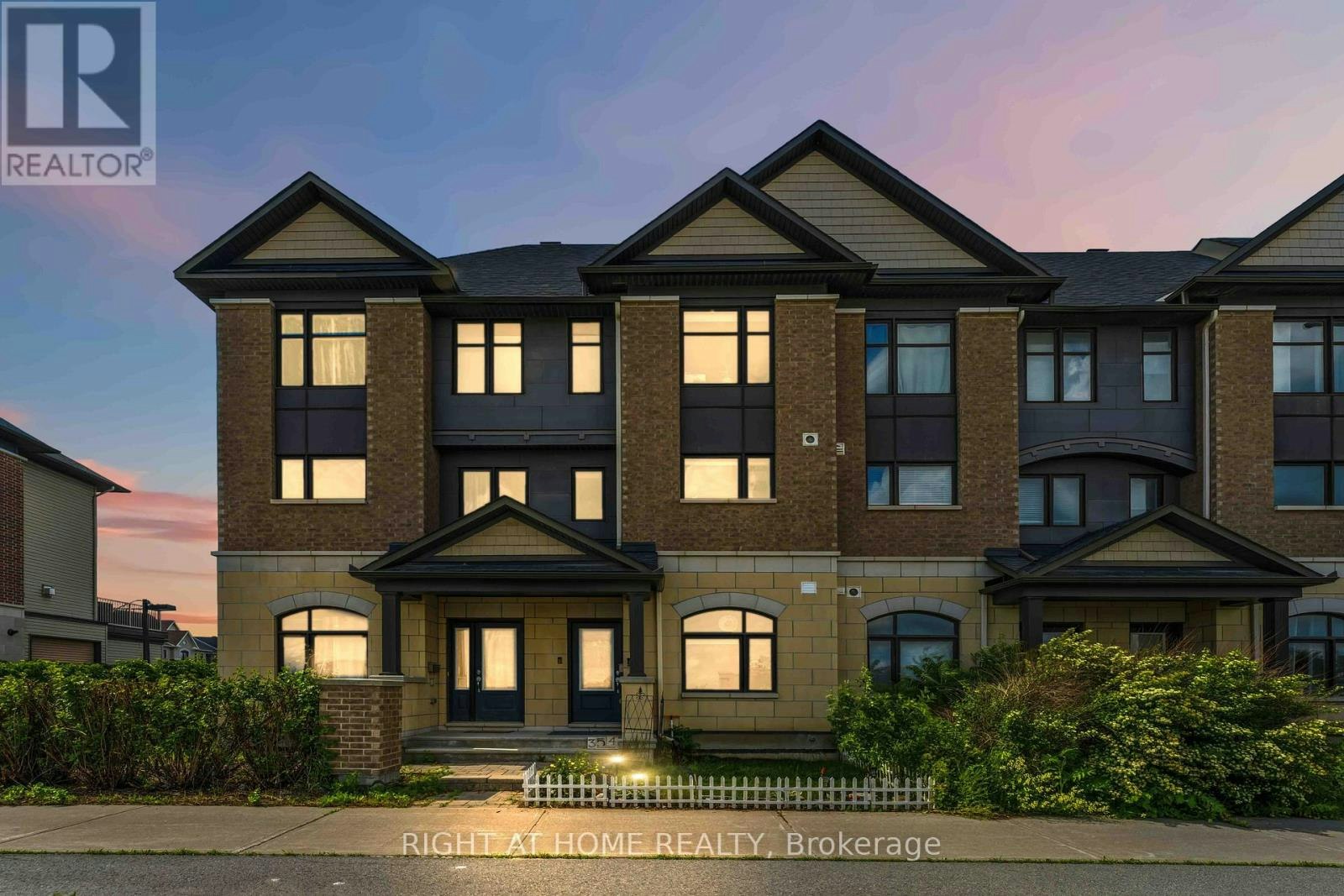 354 Brettonwood Ridge, Ottawa, ON, K2T 0H8 - 28