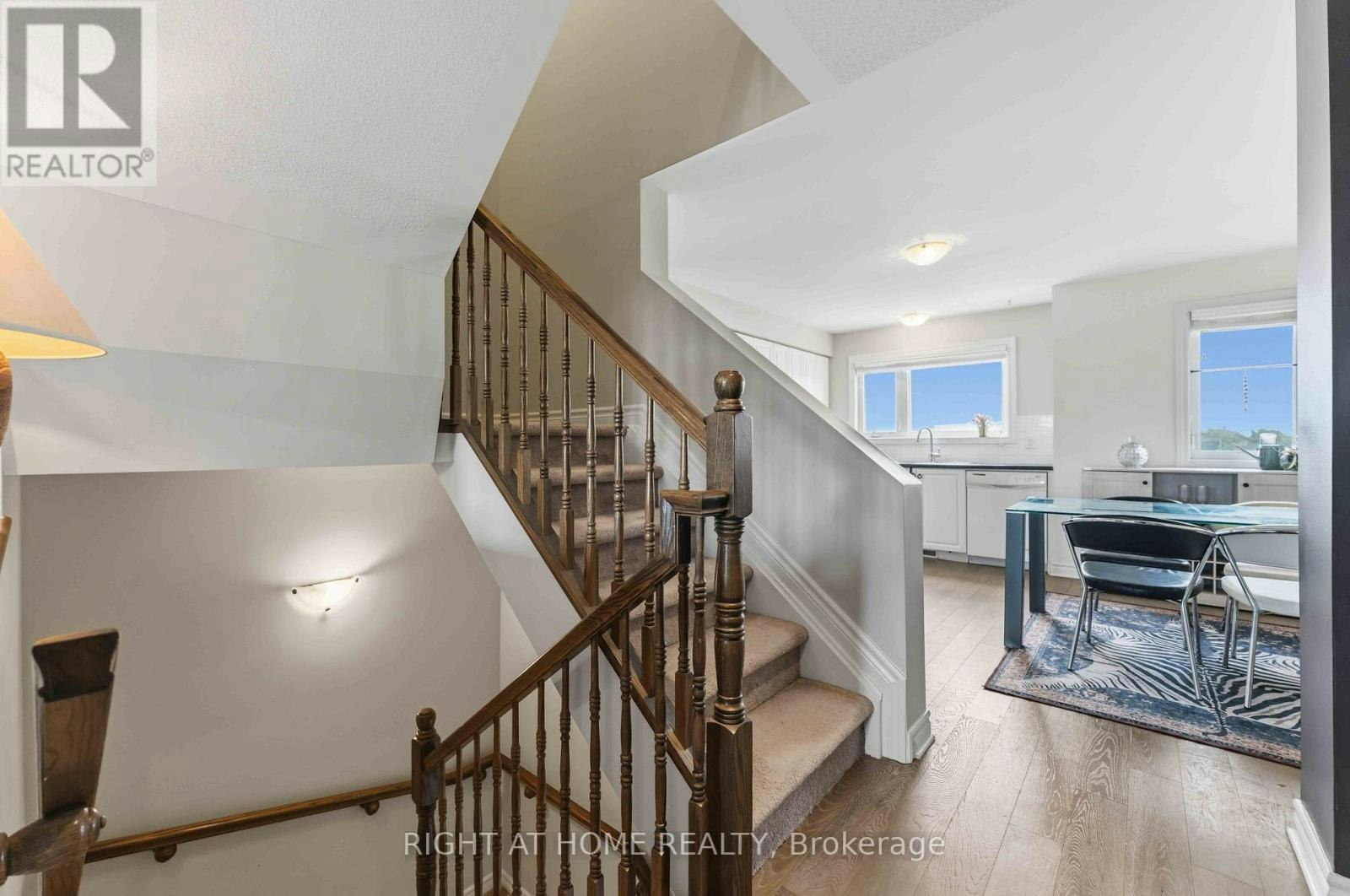 354 Brettonwood Ridge, Ottawa, ON, K2T 0H8 - 14