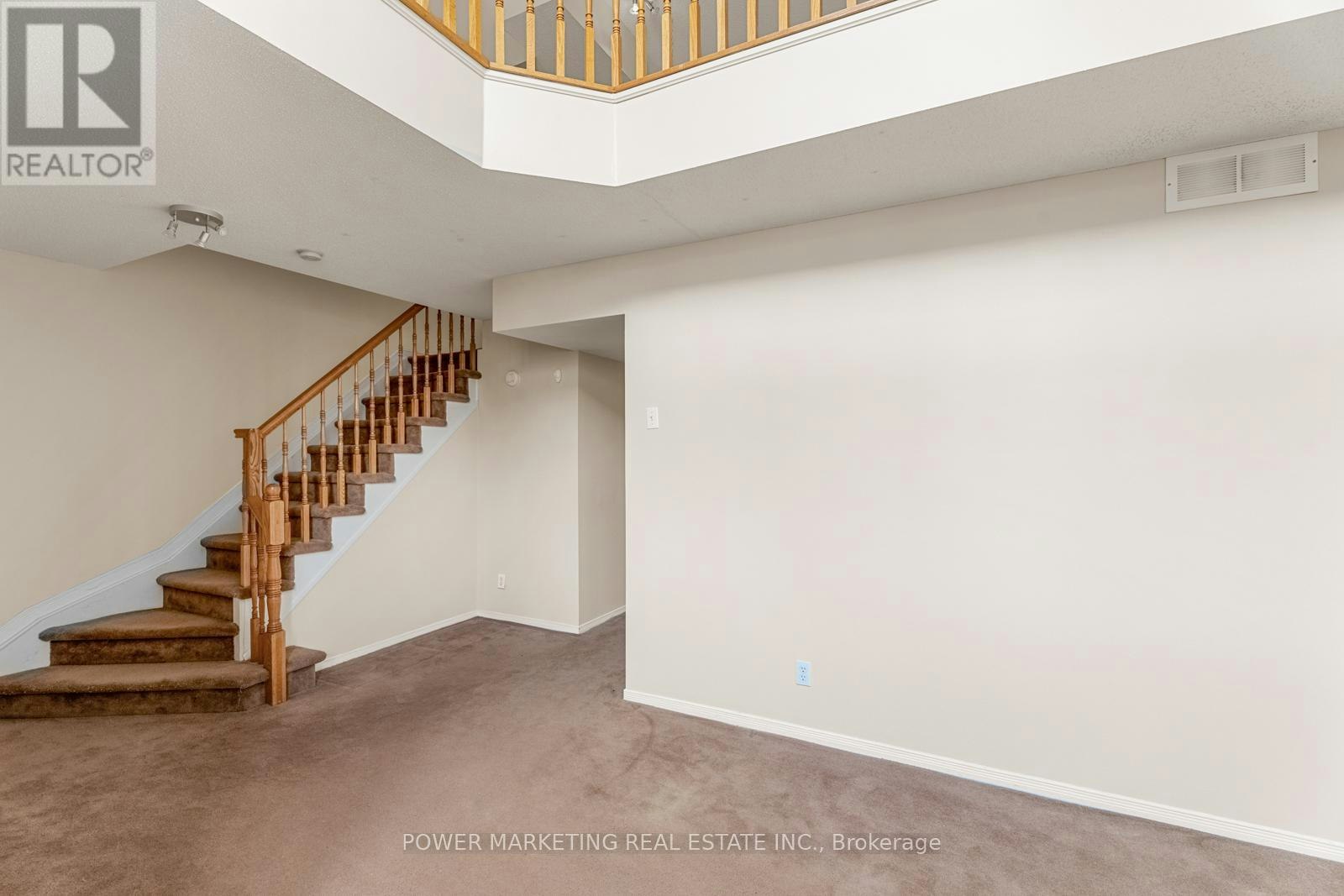 10-1701 Blohm Drive, Ottawa, ON, K1G 6N6 - 18