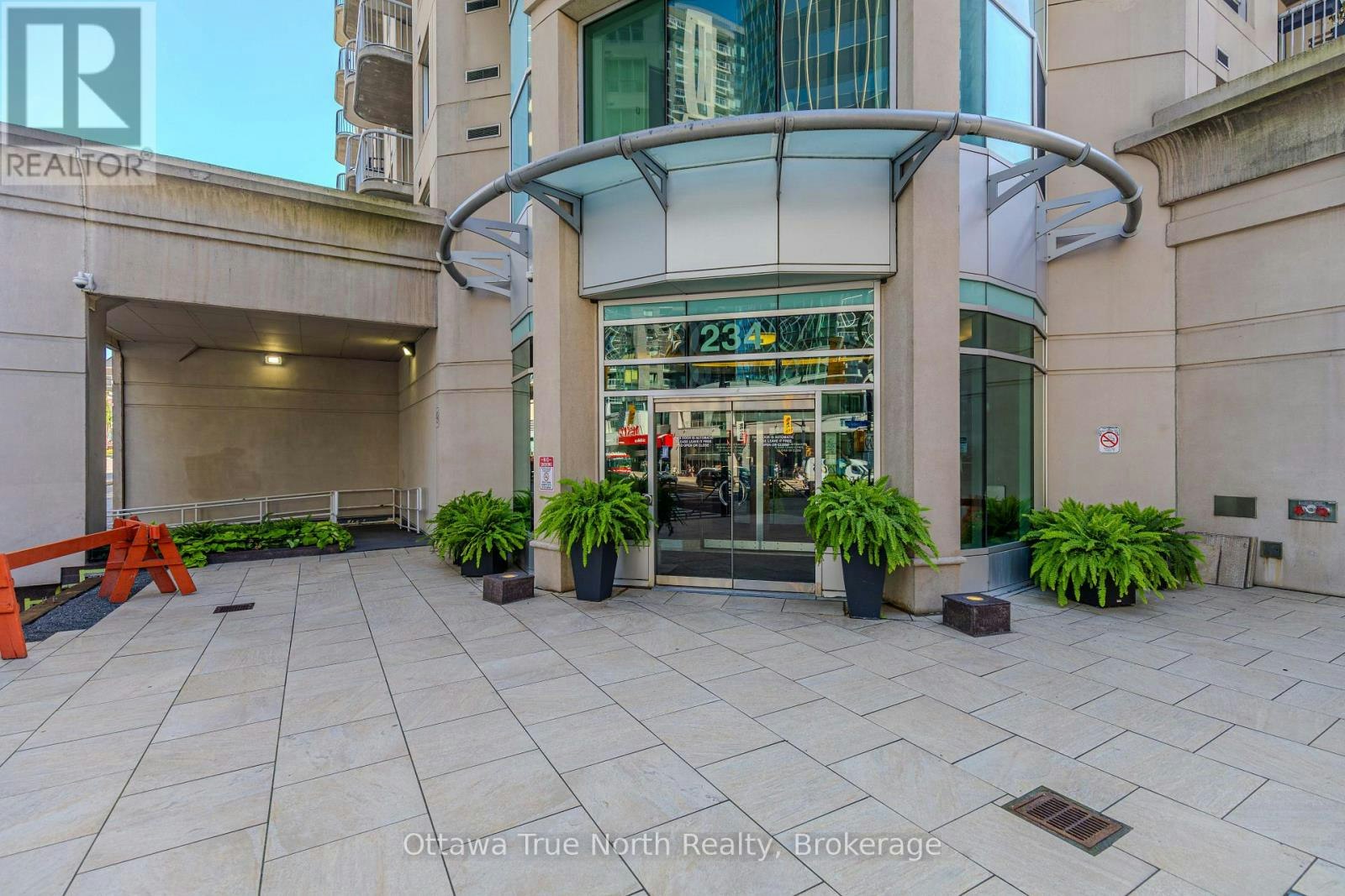 1903-234 Rideau Street, Ottawa, ON, K1N 0A9 - 2