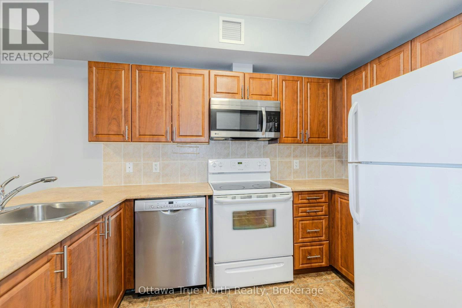 1903-234 Rideau Street, Ottawa, ON, K1N 0A9 - 17