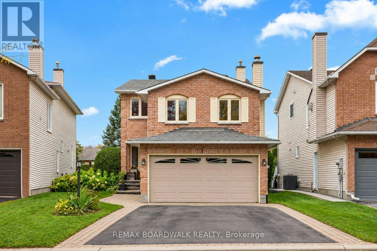 3 Moresby Drive, Ottawa, ON, K2M 2A2