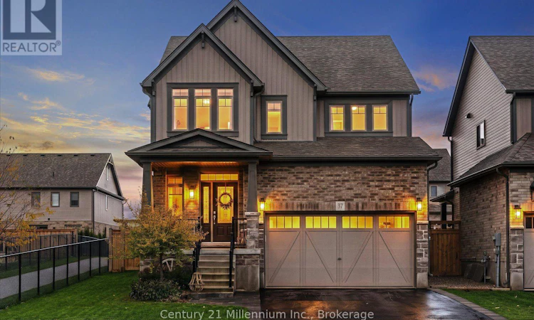 57 Foley Crescent