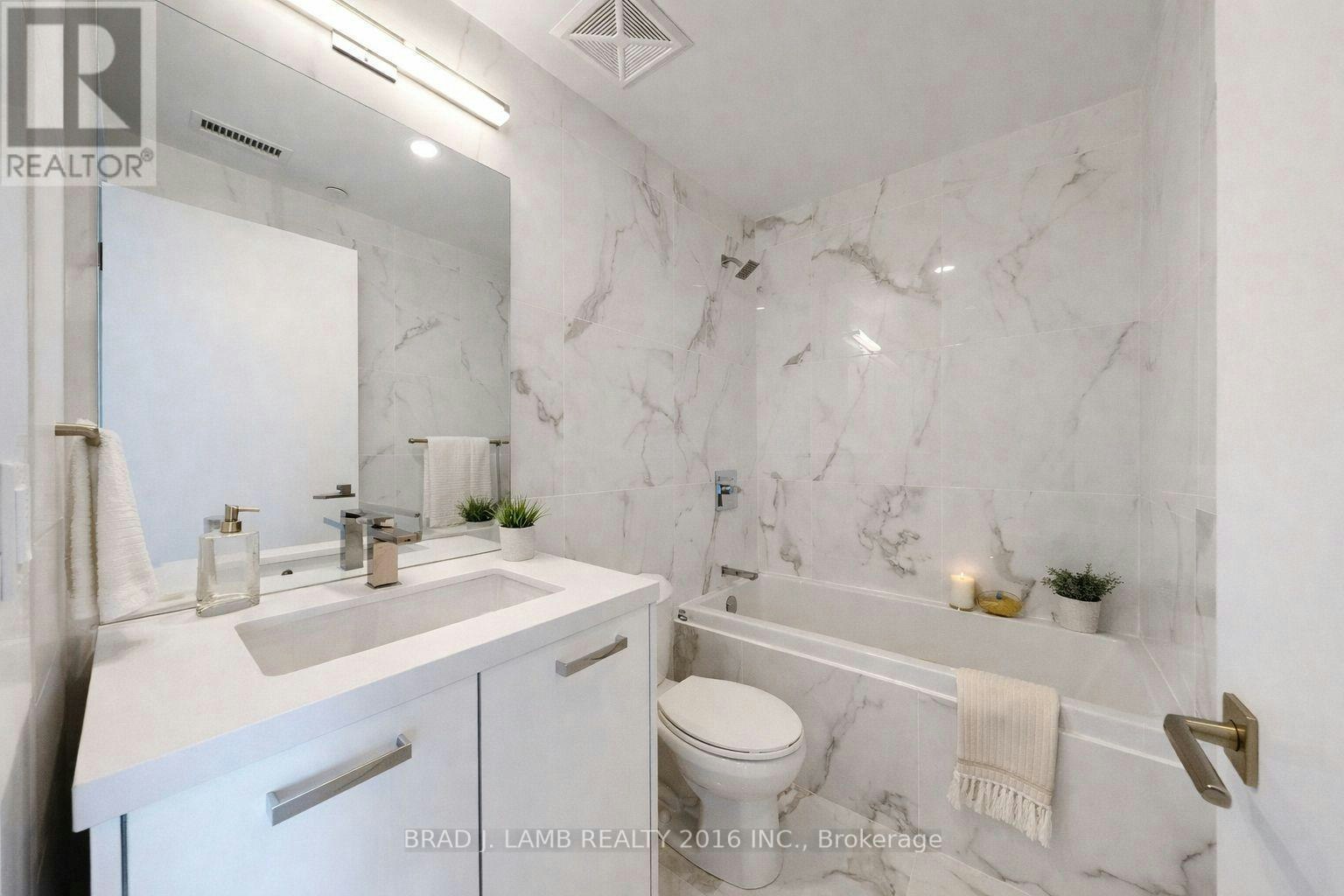 1002-284 King Street E, Toronto, ON, M5A 1K4 - 4