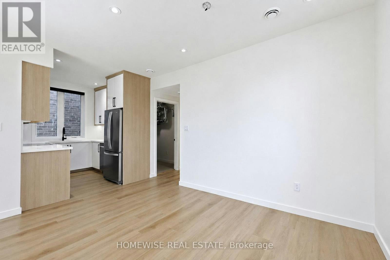 2-25 King High Avenue, Toronto, ON, M3H 3A8 - 7