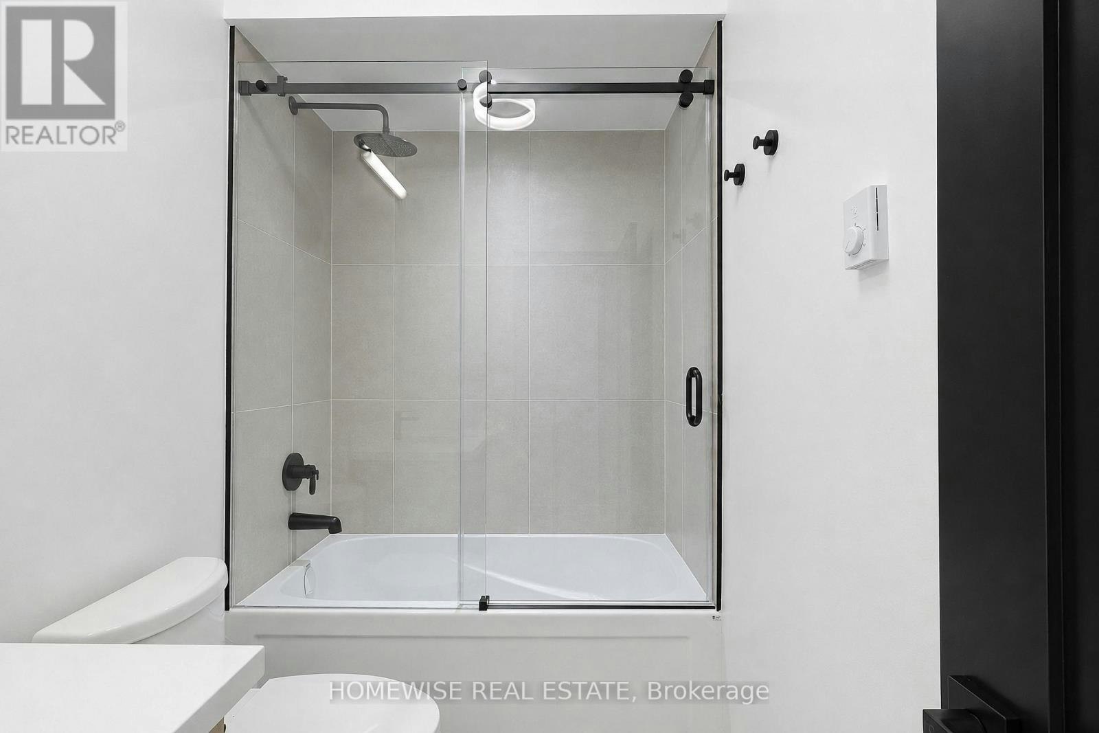 2-25 King High Avenue, Toronto, ON, M3H 3A8 - 13