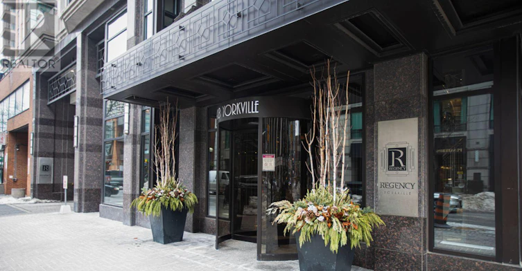 805-68 Yorkville Avenue, Toronto, ON, M5R 3V7 - 2
