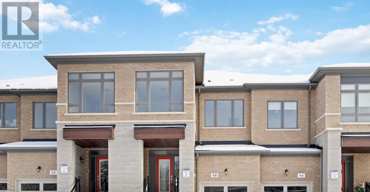 48 Mountainside Crescent, Whitby, ON, L1R 0P4