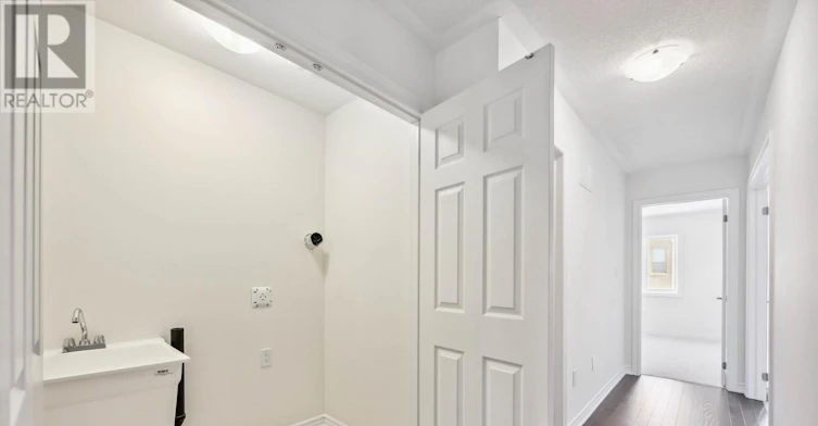48 Mountainside Crescent, Whitby, ON, L1R 0P4 - 19