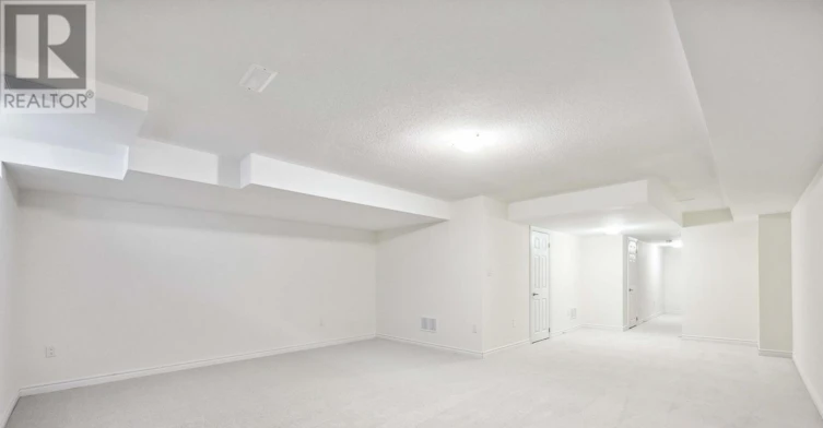 48 Mountainside Crescent, Whitby, ON, L1R 0P4 - 31