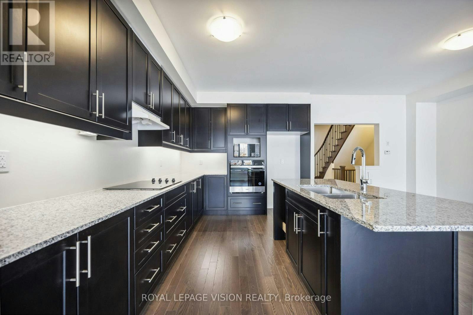 48 Mountainside Crescent, Whitby, ON, L1R 0P4 - 9