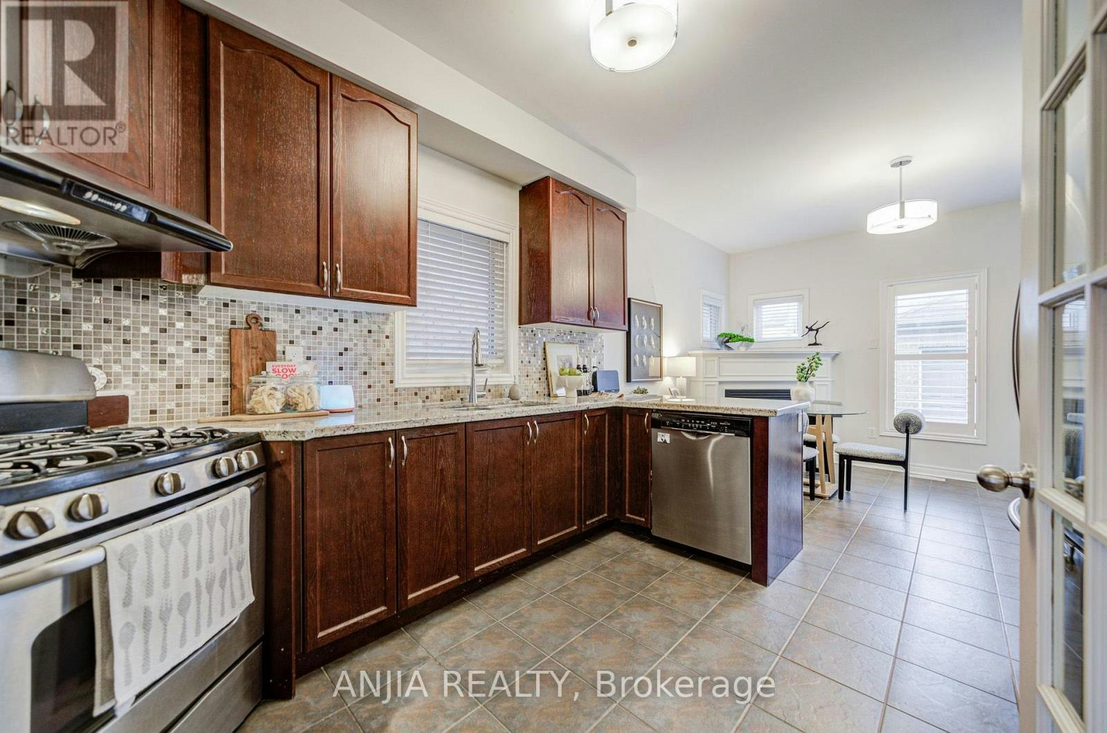 2406 Bur Oak Avenue, Markham, ON, L6E 1K7 - 10