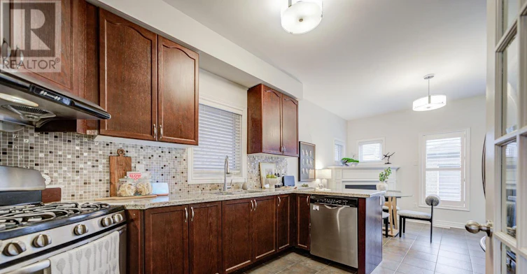 2406 Bur Oak Avenue, Markham, ON, L6E 1K7 - 10