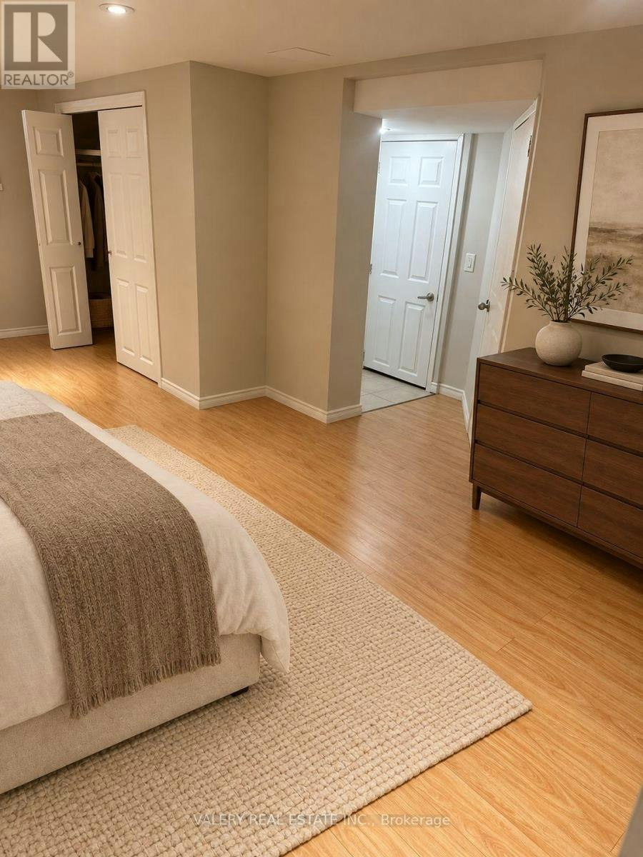 BASEMENT-1557 Hobbs Crescent, Mississauga, ON, L5J 3R8 - 4