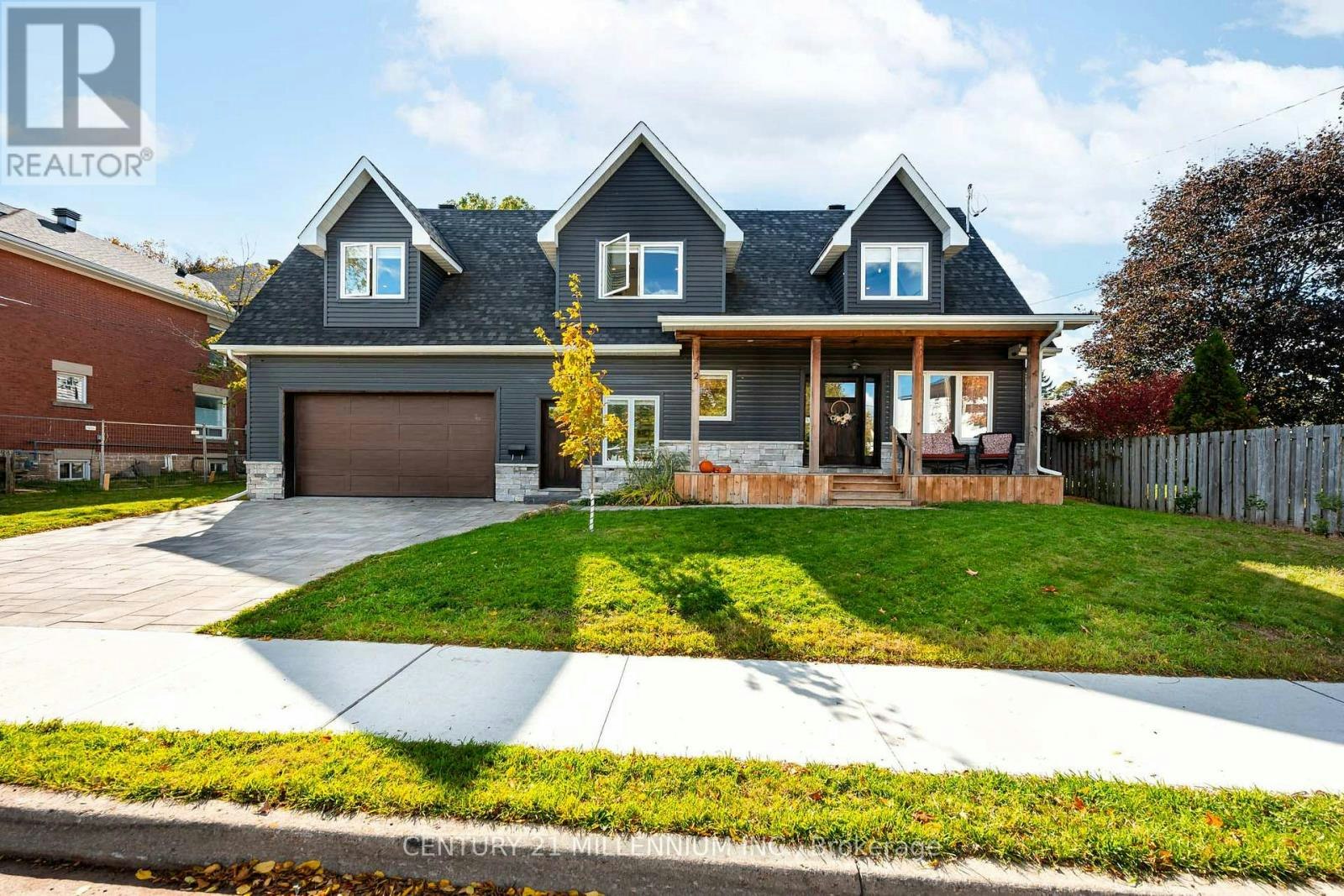 2 Amanda Street, Orangeville, ON, L9W 2K1