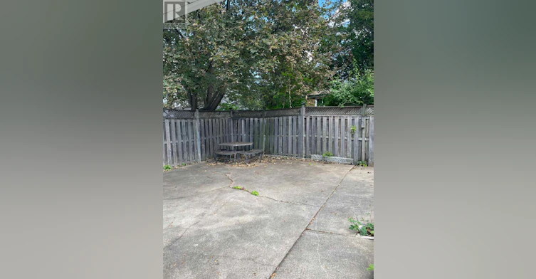 UPPER-225 14th Street EAST, Hamilton, ON, L9A 4B7 - 4