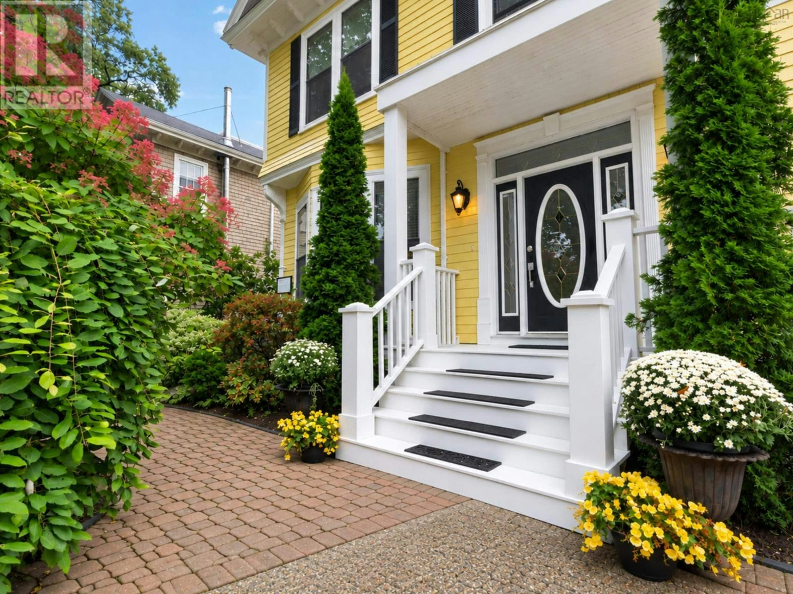 602 Francklyn Street, Halifax, NS, B3H 3B4