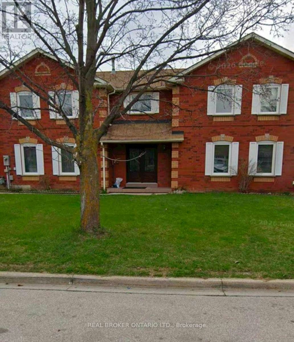 5683 Shillington Drive, Mississauga, ON, L5R 3N5