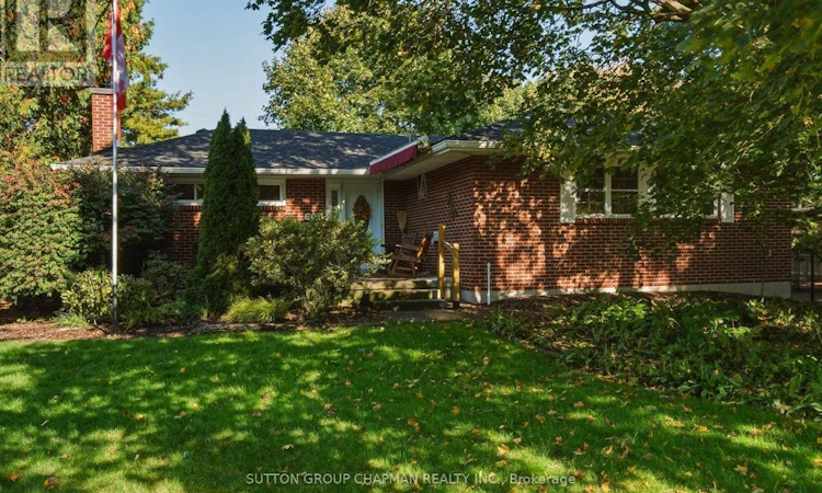605 Kingsway Avenue