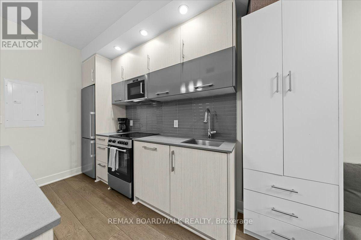 112-255 Bay Street E, Ottawa, ON, K1R 0C5 - 9