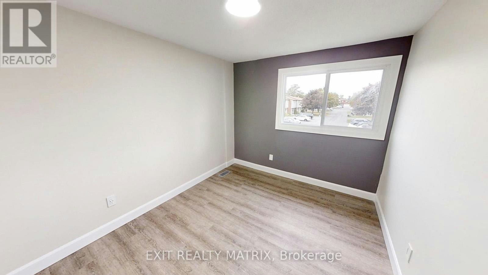 3217 Bannon Way, Ottawa, ON, K1T 1T2 - 12