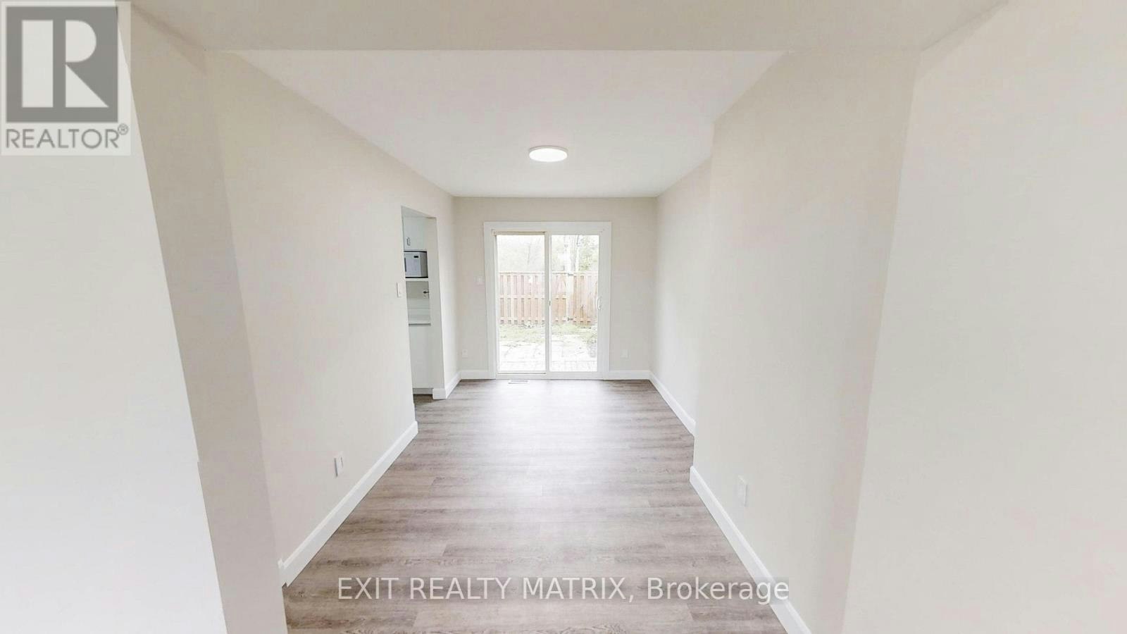 3217 Bannon Way, Ottawa, ON, K1T 1T2 - 4