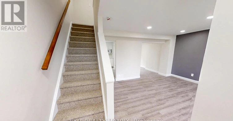 3217 Bannon Way, Ottawa, ON, K1T 1T2 - 2