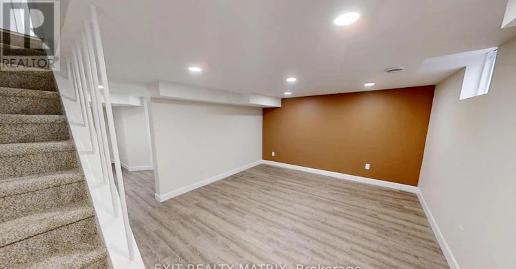 3217 Bannon Way, Ottawa, ON, K1T 1T2 - 15