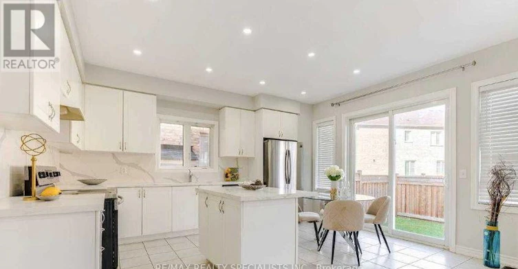 1479 Chretien Street, Milton, ON, L9E 1H2