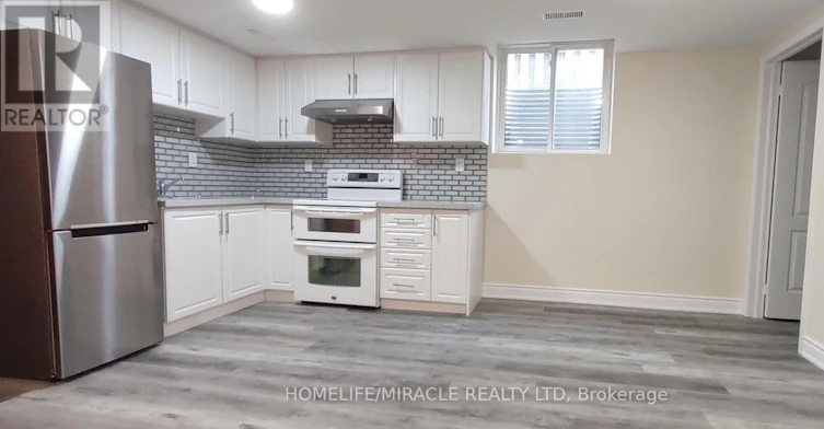 3185 Chamberlain Court, Mississauga, ON, L5N 3M2 - 2