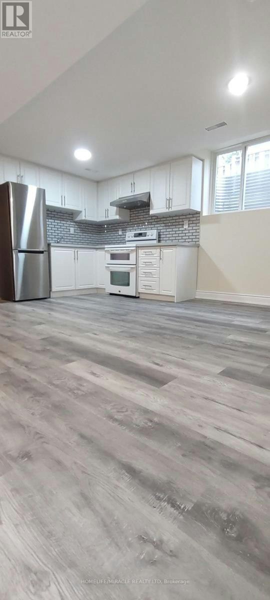 3185 Chamberlain Court, Mississauga, ON, L5N 3M2 - 3