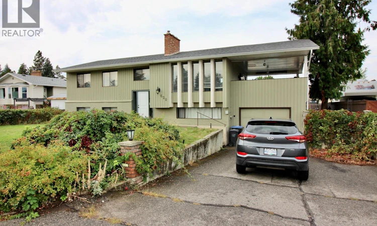 620 Wenric Crescent
