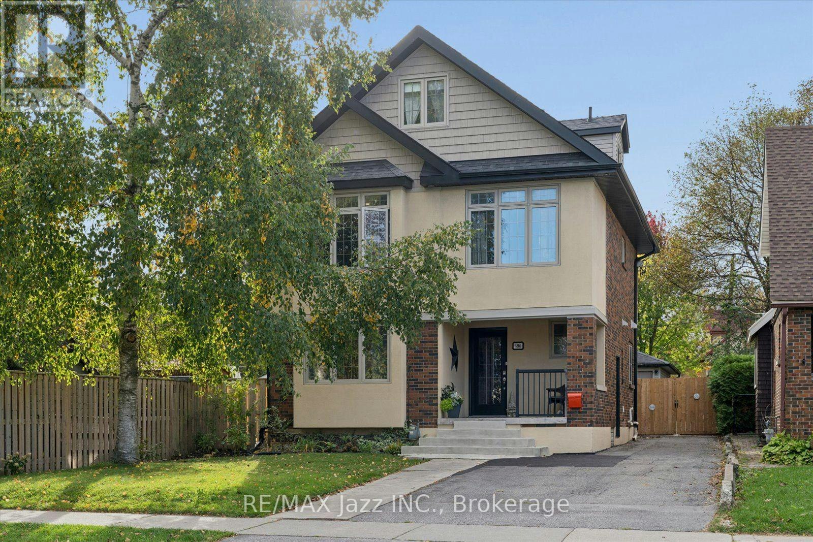390 Mary Street N, Oshawa, ON, L1G 5E1